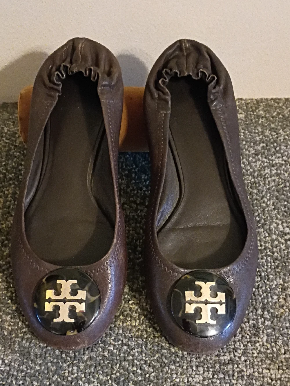 Tory Burch Brown Leather Women's Ballet Flats with Logo Medallion